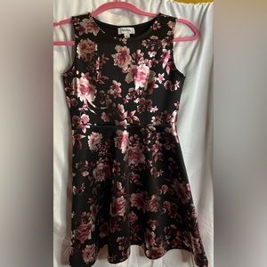 {SPEECHLESS}EUC•SKATER STYLE DRESS